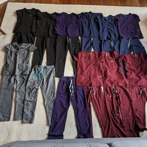 Lot of 24 XXS figs scrubs petite